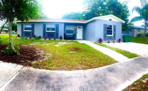 Cheerful 5 BR Home Near Indian Rocks Beach